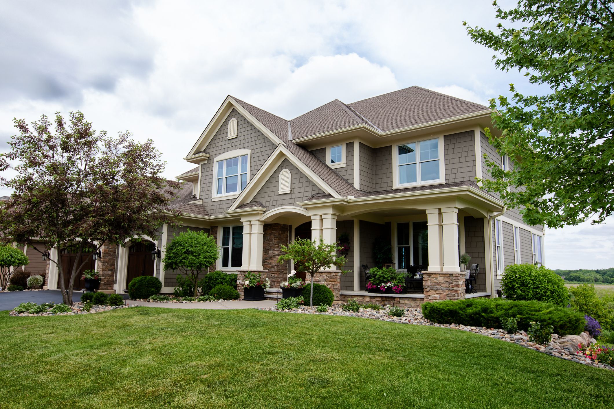 Is It Worth Remodeling an Old Home?