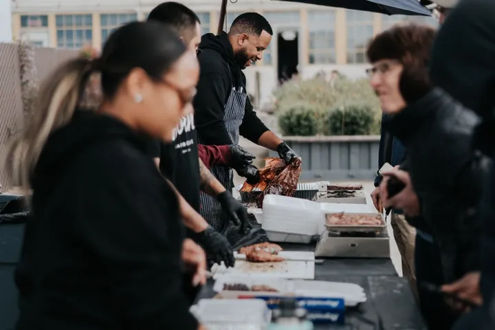 In What Ways Does Contributing And Donation Help Others?